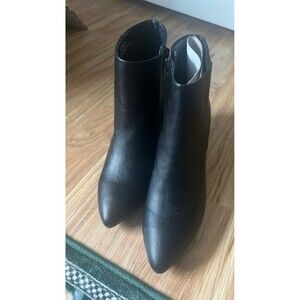 Seven Dials Women’s Pointy Block closed Toe Ankle Black Booties Sz 8.5